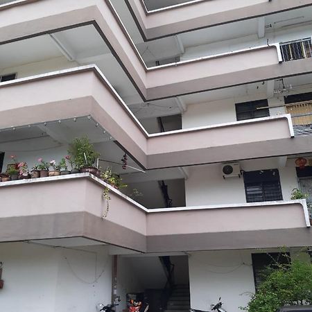 Homestay Idaman Tun Hussein - Harga Untuk 1 Rumah ,1 Bilik ,1 Bilik Air 4 Single Bed - Not Sharing Perai Exterior foto