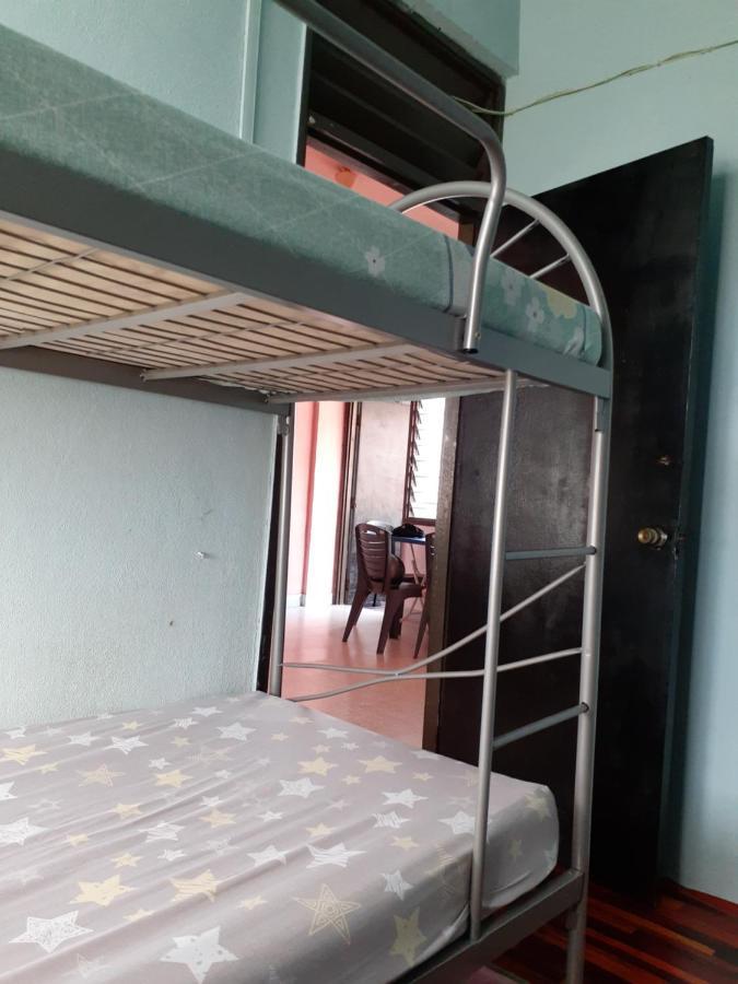 Homestay Idaman Tun Hussein - Harga Untuk 1 Rumah ,1 Bilik ,1 Bilik Air 4 Single Bed - Not Sharing Perai Exterior foto
